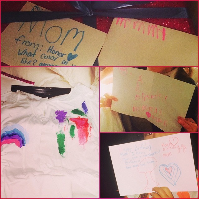 Jessica Alba ainda ganhou cartas fofas das filhas, Honor e Haven (Foto: Reprodução/Instagram)