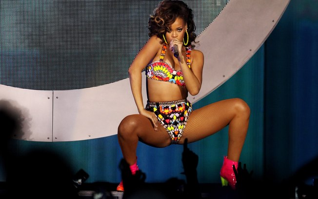 Rihanna é a cantora mais ouvida em todo o mundo no Spotify