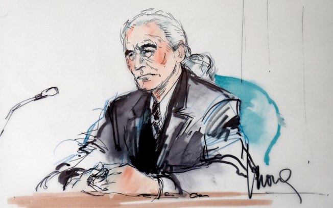 Guitarrista Jimmy Page durante testemunho em desenho feito em tribunal federal em Los Angeles